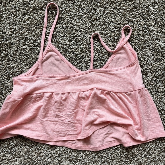 Adorable pink flowy tank cami top PacSun - Picture 3 of 3